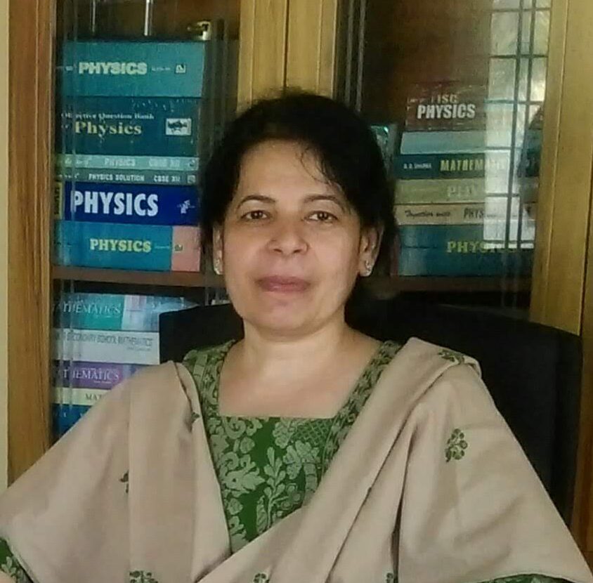 Dr. Anita Arora – Mathematics Educator